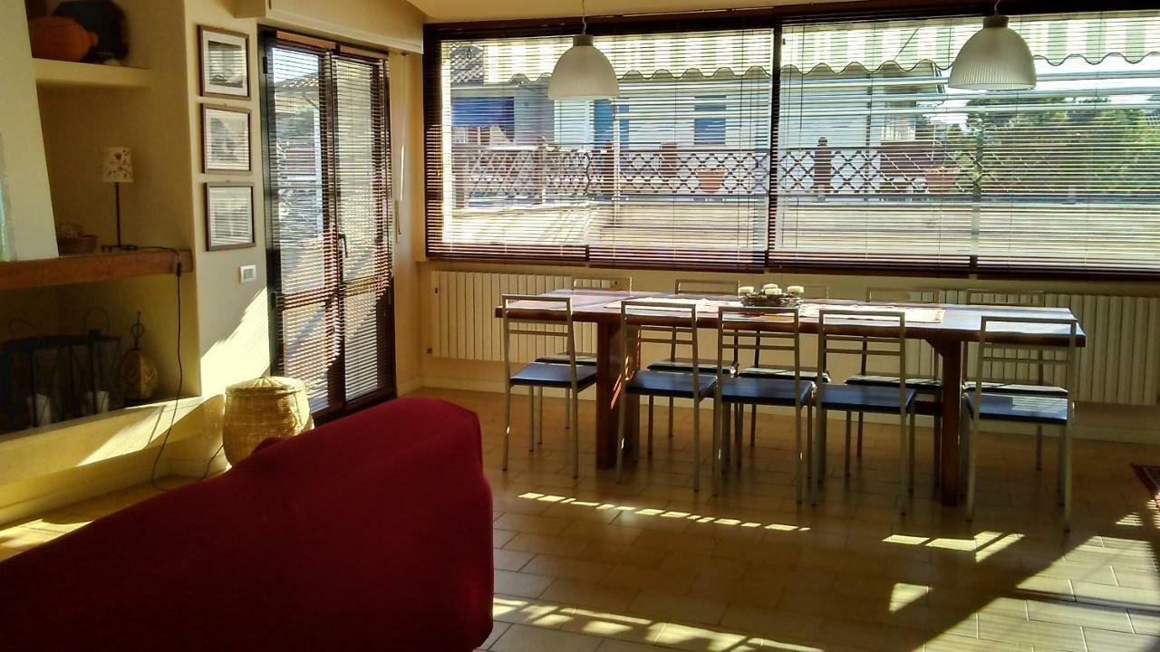 A Casa Di Clo Acomodação com café da manhã Pesaro Exterior foto